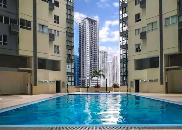 Ecn And Staycation By Victoria Bgc * Manila