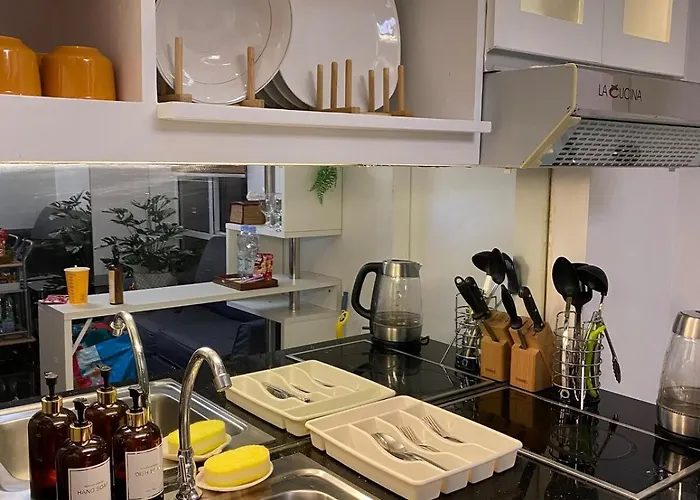 Apartment Ecn And Staycation By Victoria Bgc Manila