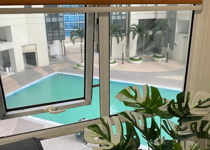 Ecn And Staycation By Victoria Bgc * Manila